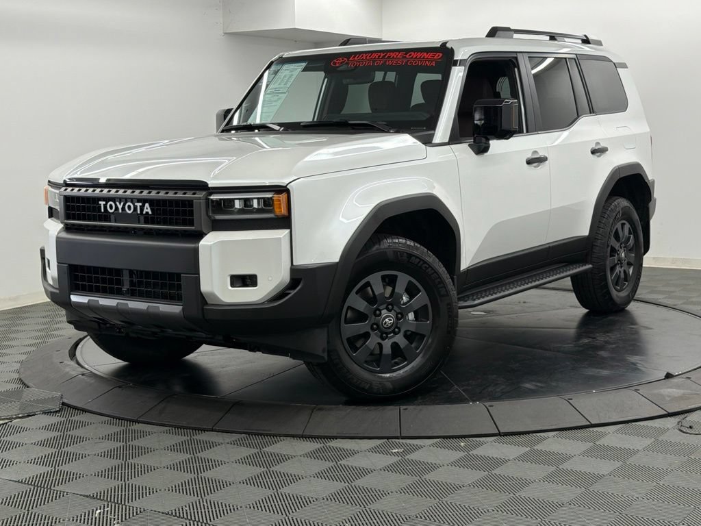 Used 2027 Toyota Land Cruiser AWD/4WD video 3
