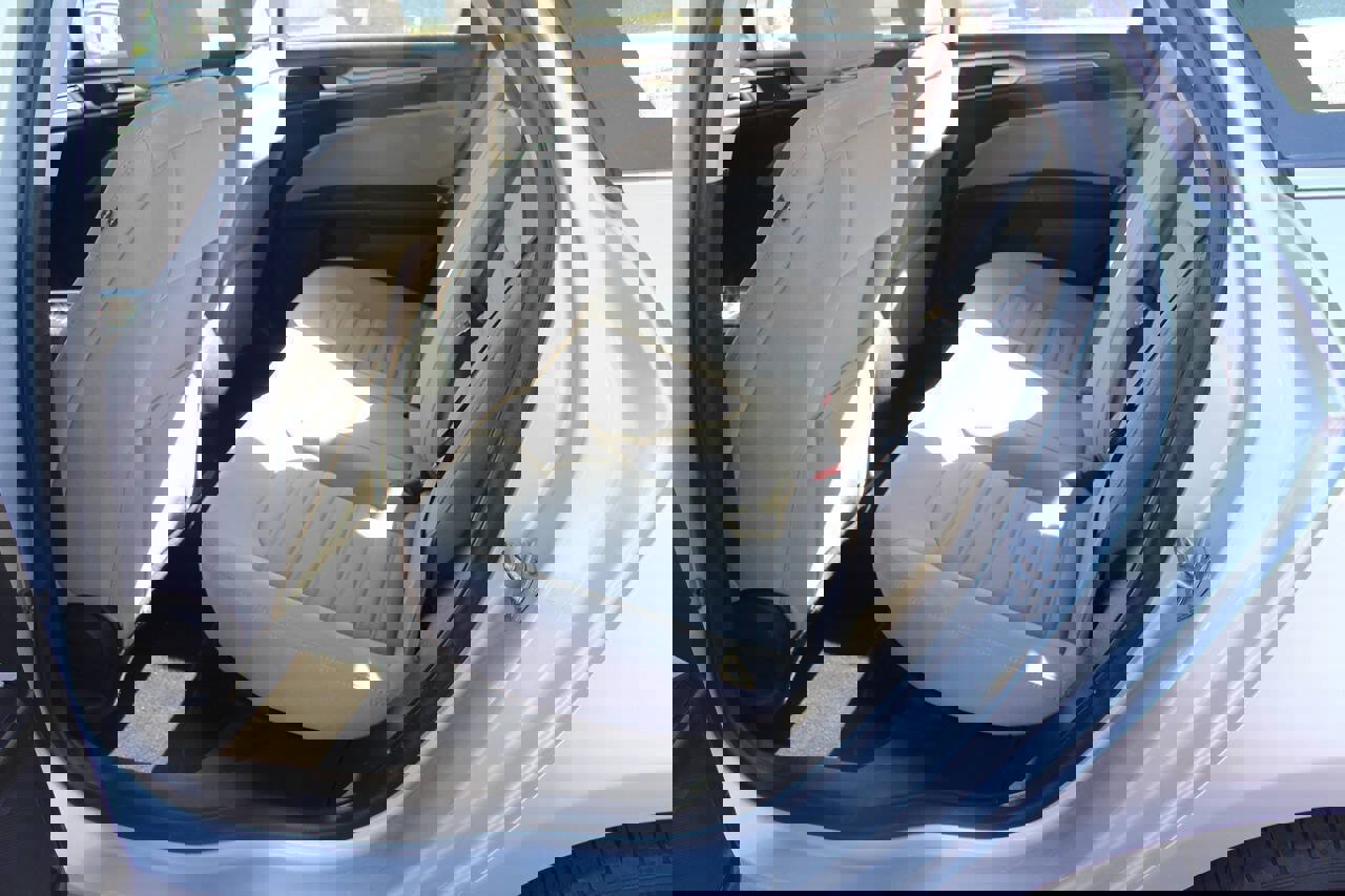 Used 2018 Ford Fusion S image 9