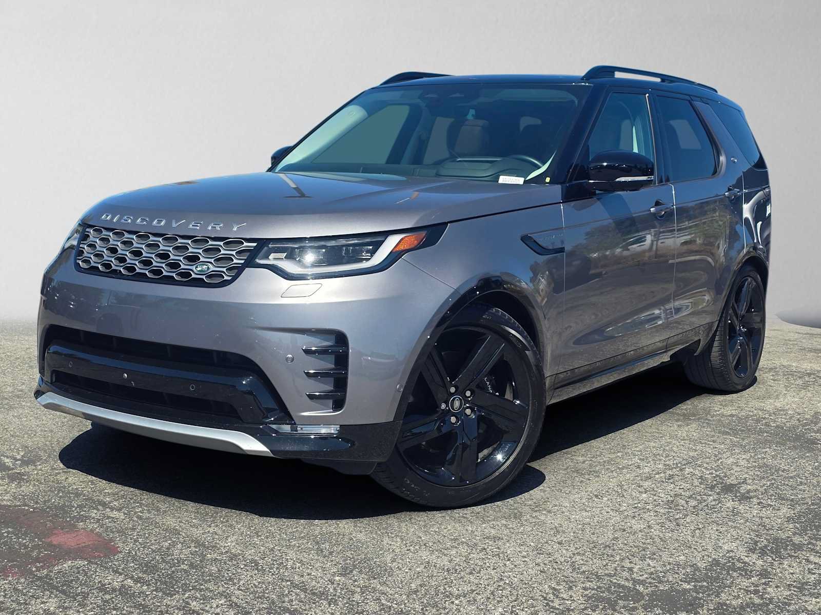 Used 2025 Land Rover Discovery Metropolitan Edition