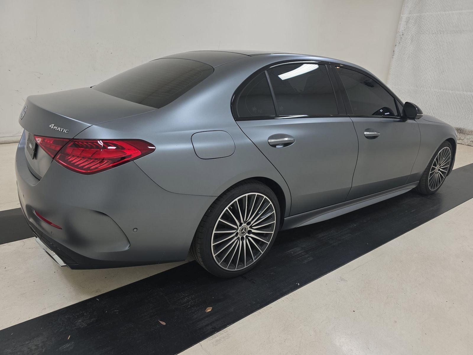 Used 2023 Mercedes-Benz C 300 C 300 image 4