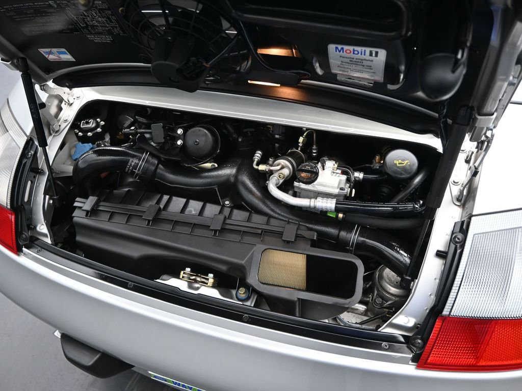 Used 2004 Porsche 911 Turbo image 28