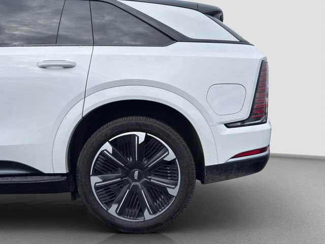 Used 2025 Cadillac Escalade IQ Sport 2 image 21