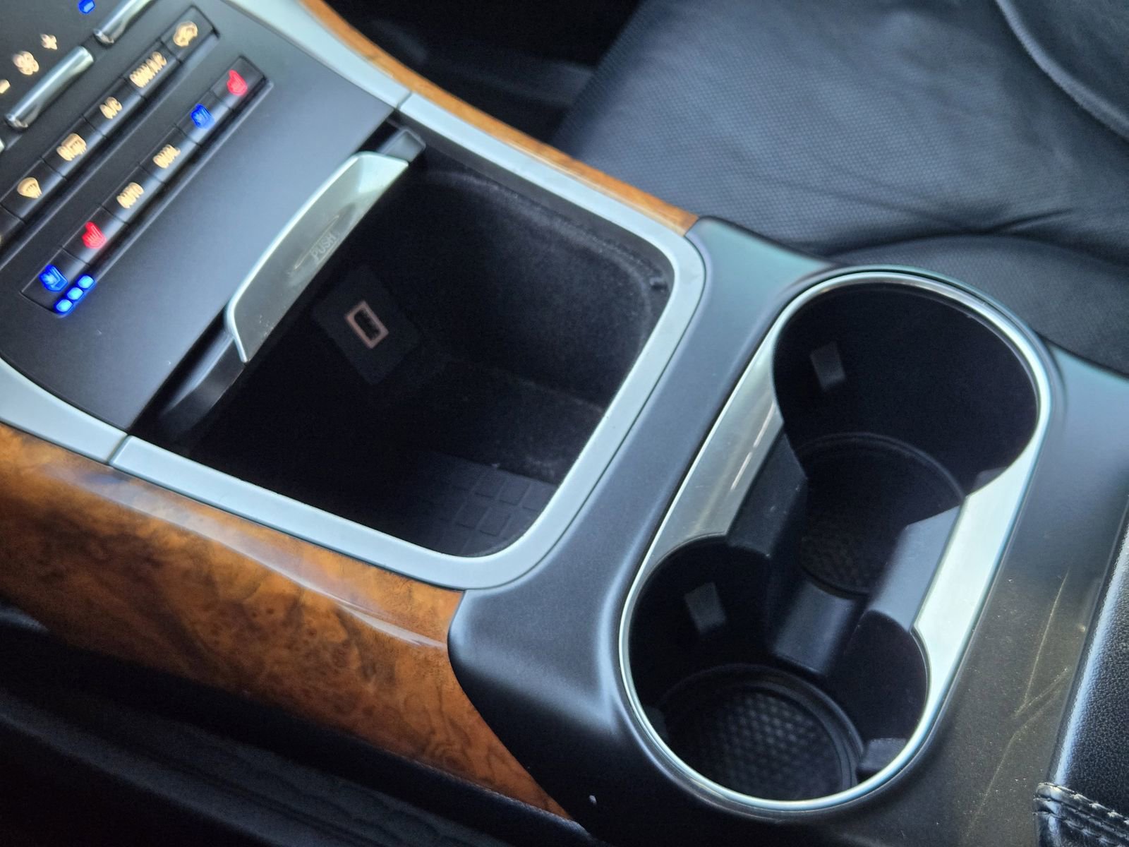 Used 2019 Lincoln Nautilus Reserve image 21