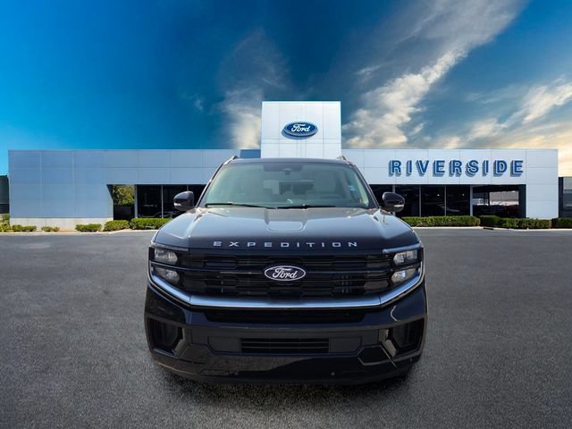 New 2027 Ford Expedition Max Platinum w/ Driver's Package AWD/4WD image 2