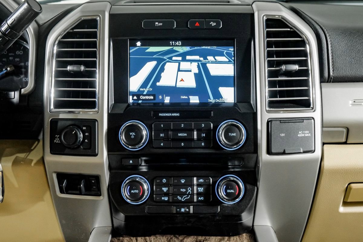 Used 2017 Ford F250 Lariat w/ Chrome Package image 23