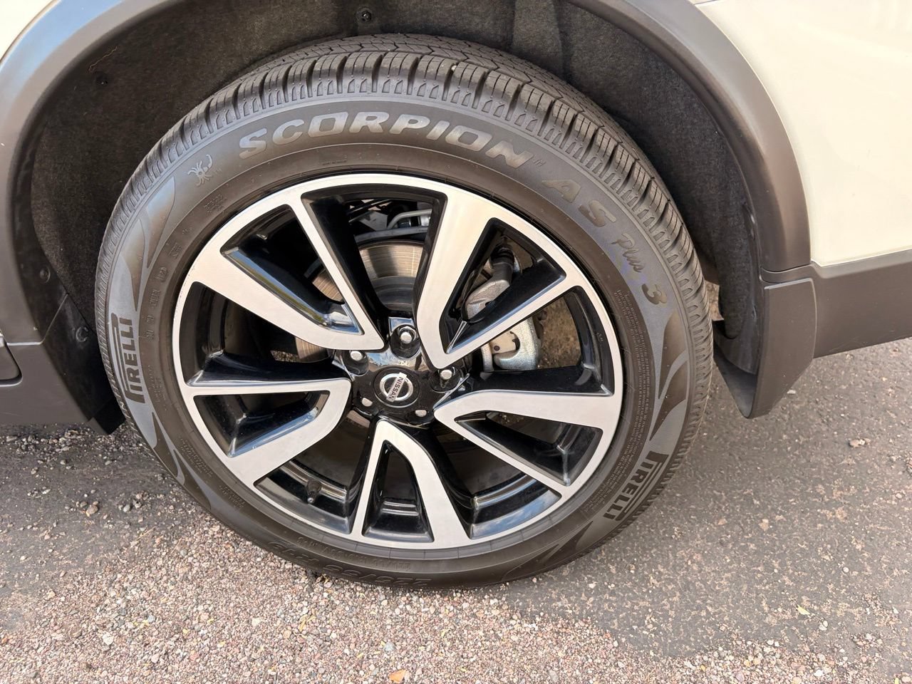 Certified 2020 Nissan Rogue SL FWD image 7