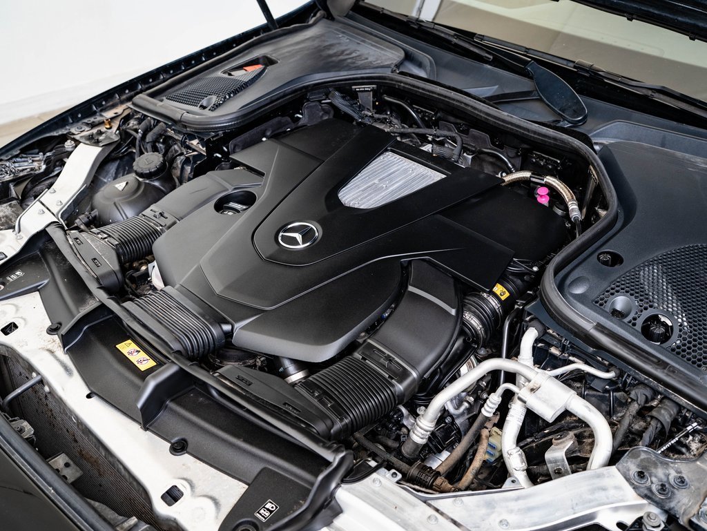 Used 2018 Mercedes-Benz E 400 4MATIC Sedan image 39