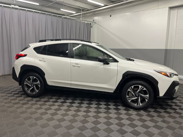 Used 2024 Subaru Crosstrek 2.0i Premium image 3