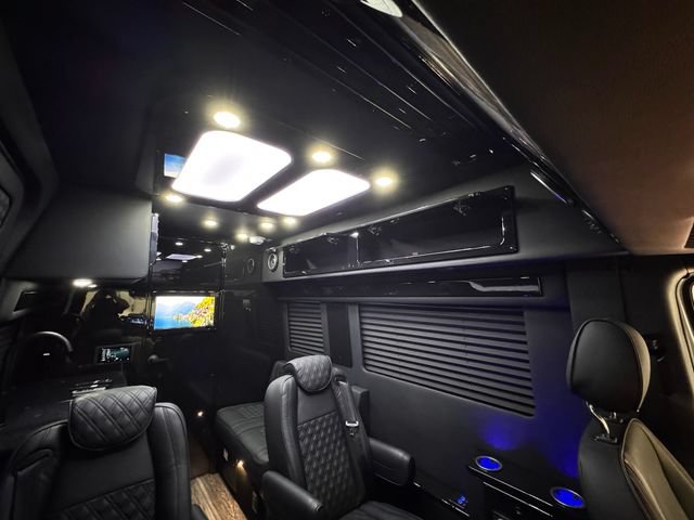 New 2025 Mercedes-Benz Sprinter 2500 image 61