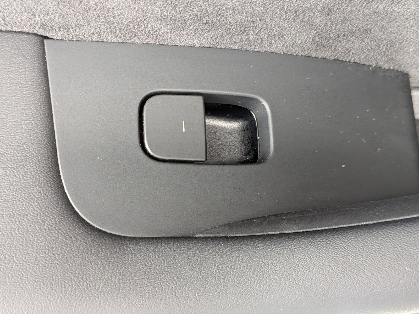 Used 2023 Tesla Model Y Long Range image 28