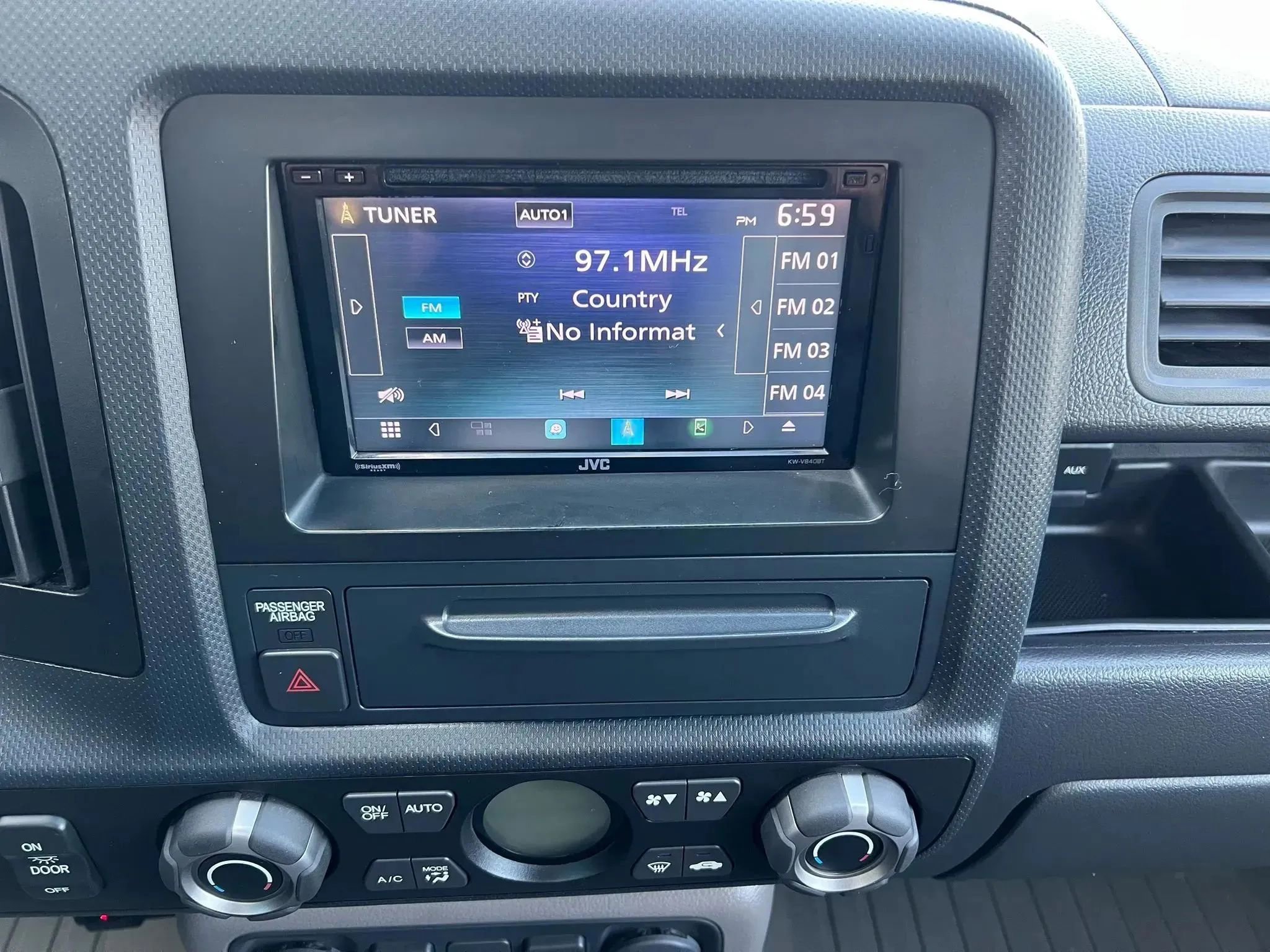 Used 2011 Honda Ridgeline RTL image 22