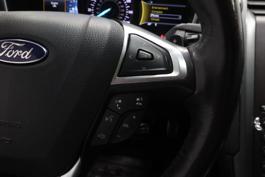 Used 2016 Ford Fusion Titanium FWD image 31