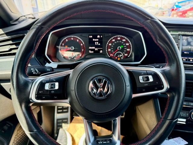 Used 2020 Volkswagen Jetta GLI FWD image 26