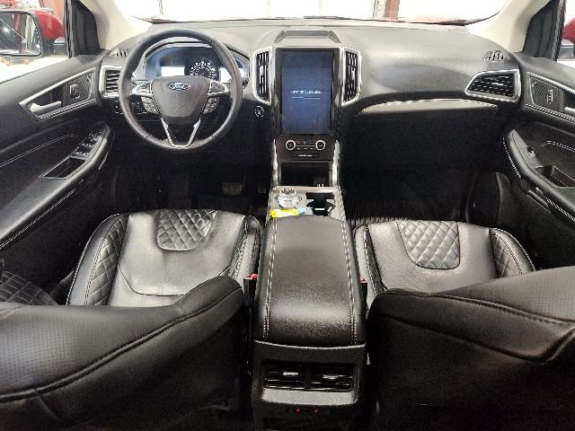 Used 2024 Ford Edge Titanium w/ Equipment Group 301A image 16