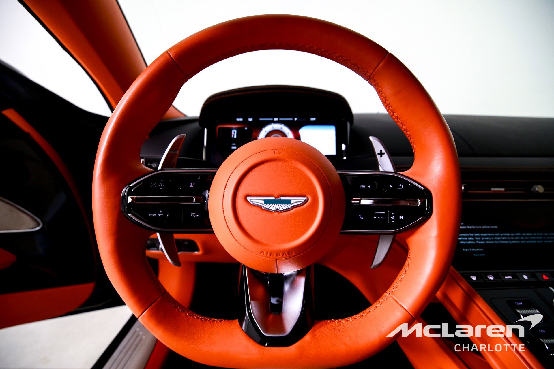 Used 2024 Aston Martin DB12 Coupe image 14