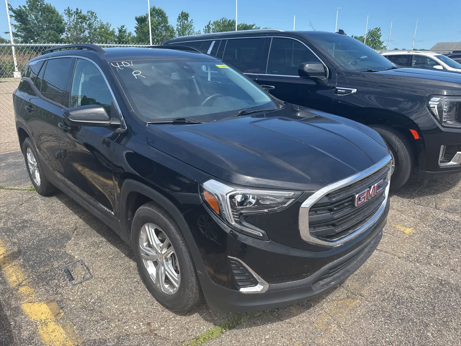 Used 2020 GMC Terrain SLE w/ Driver Convenience Package FWD image 6