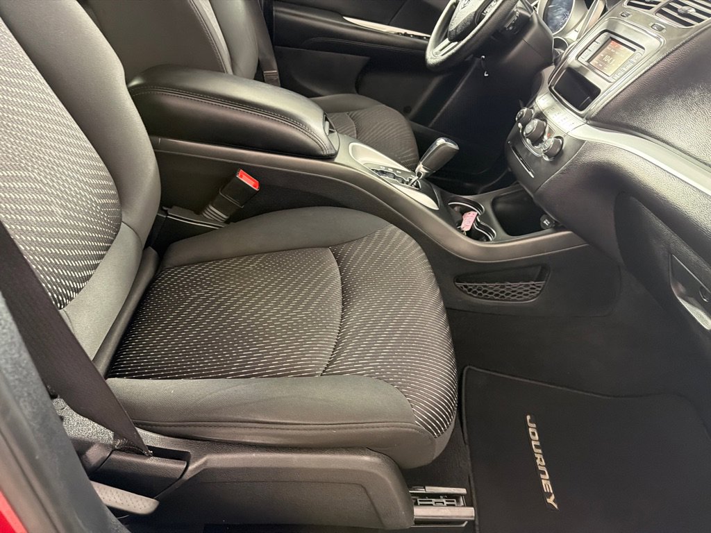 Used 2016 Dodge Journey SXT w/ Comfort/Convenience Group AWD/4WD image 22
