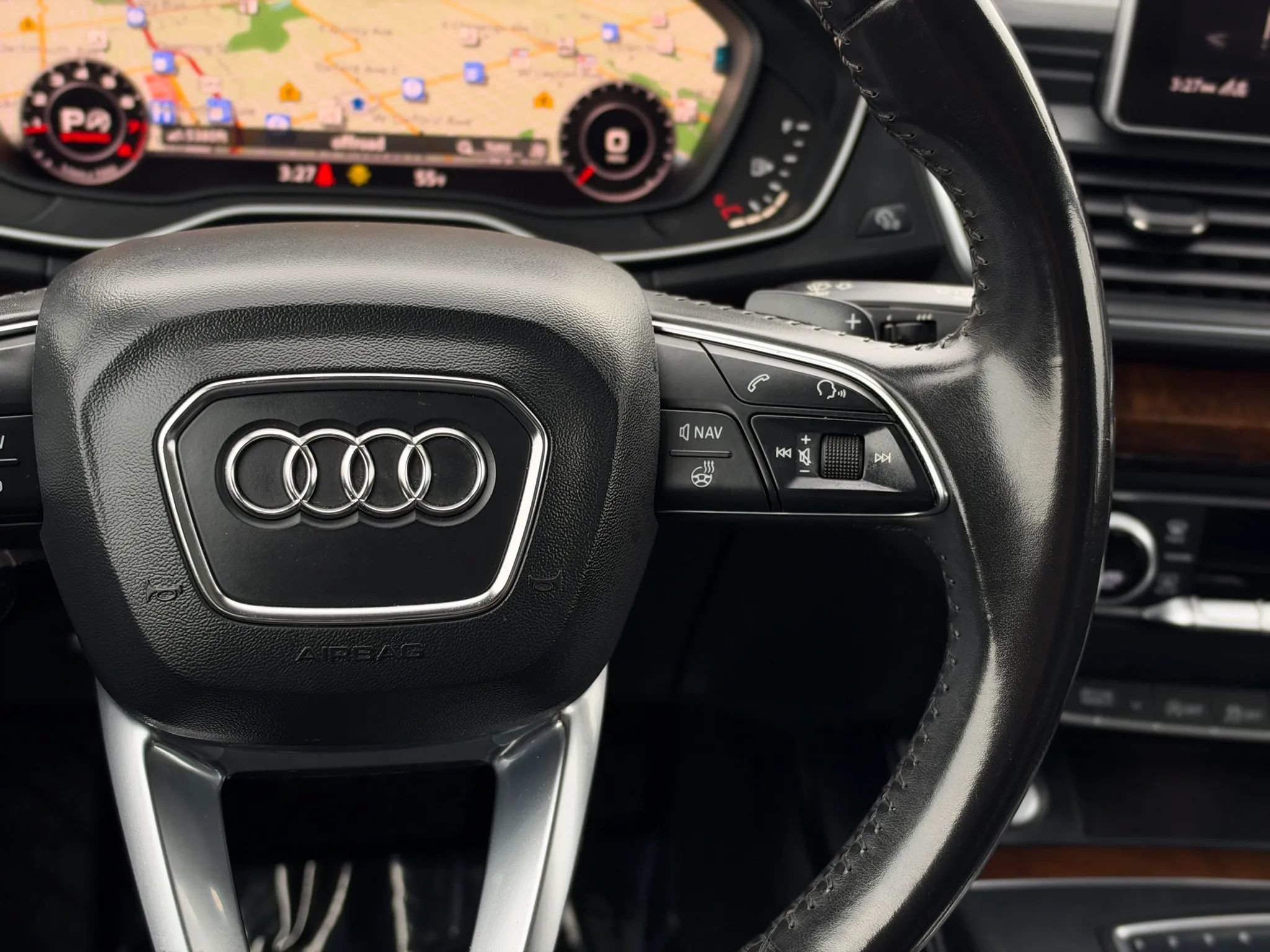Used 2018 Audi Q5 2.0T Premium Plus w/ Premium Plus Package AWD/4WD image 29