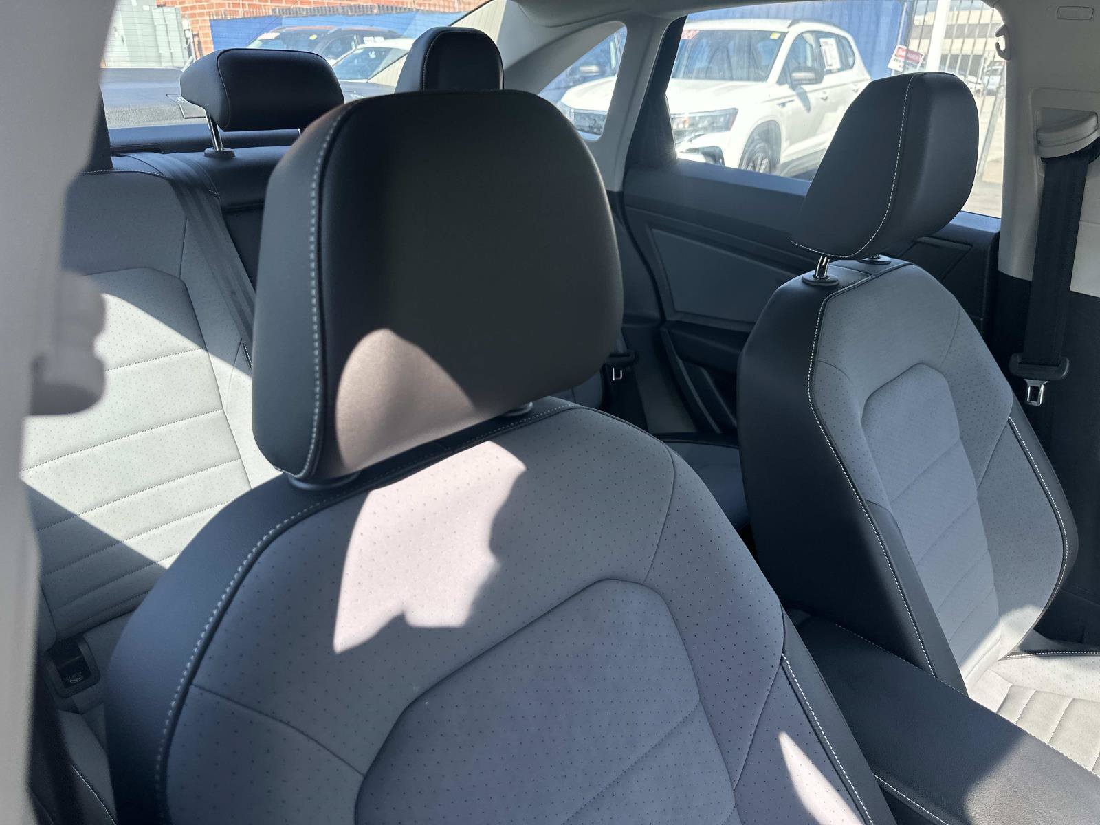 New 2026 Volkswagen Jetta SE FWD image 30