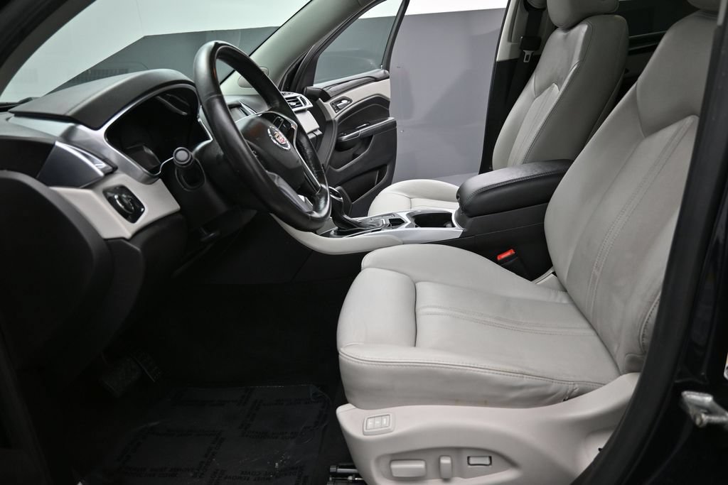 Used 2016 Cadillac SRX Luxury AWD/4WD image 10