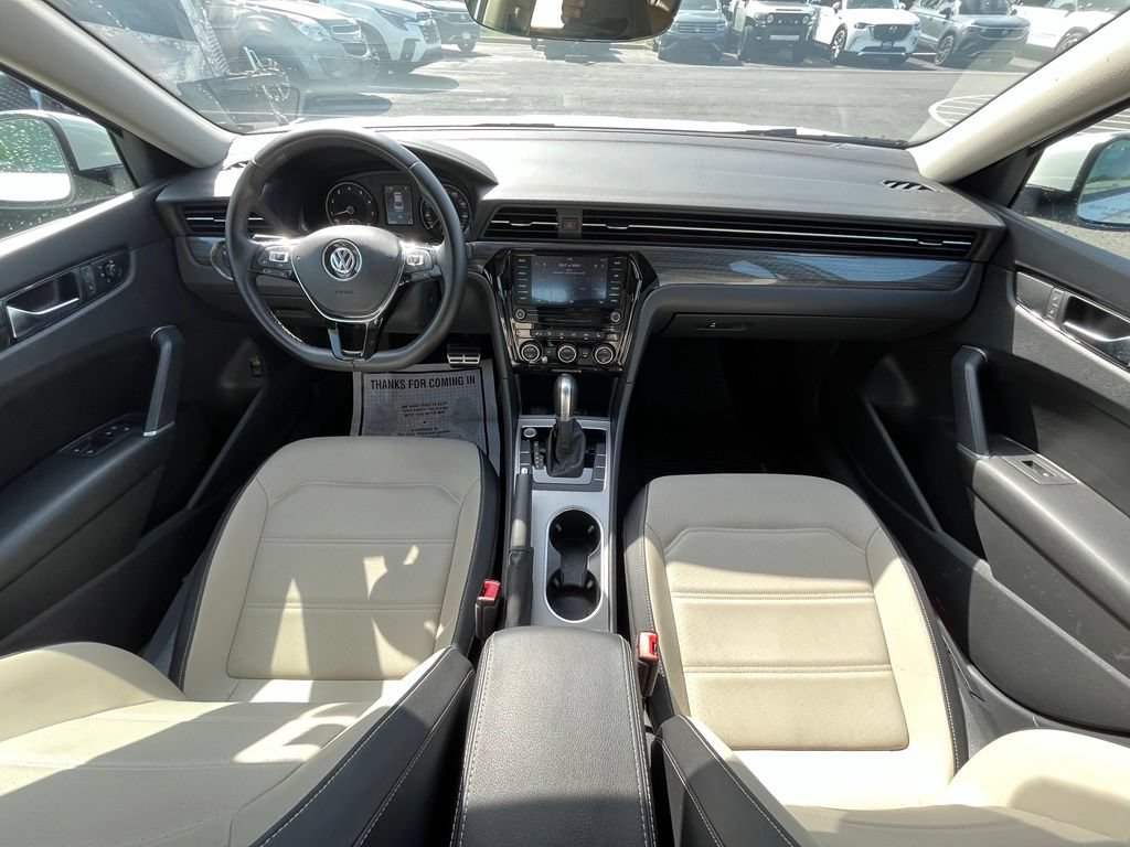 Certified 2020 Volkswagen Passat 2.0T R-Line FWD image 14