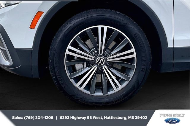 Used 2024 Volkswagen Tiguan Wolfsburg Edition image 7