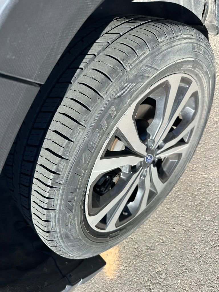 Used 2020 Subaru Forester Limited w/ Popular Package #3 image 5