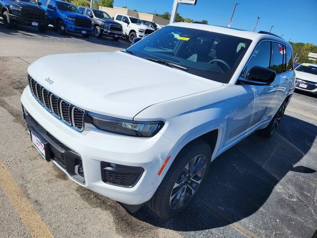New 2025 Jeep Grand Cherokee Overland w/ Luxury Tech Group IV AWD/4WD image 1