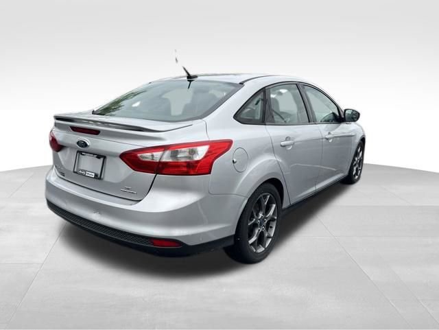 Used 2014 Ford Focus SE w/ Equipment Group 201A FWD image 7