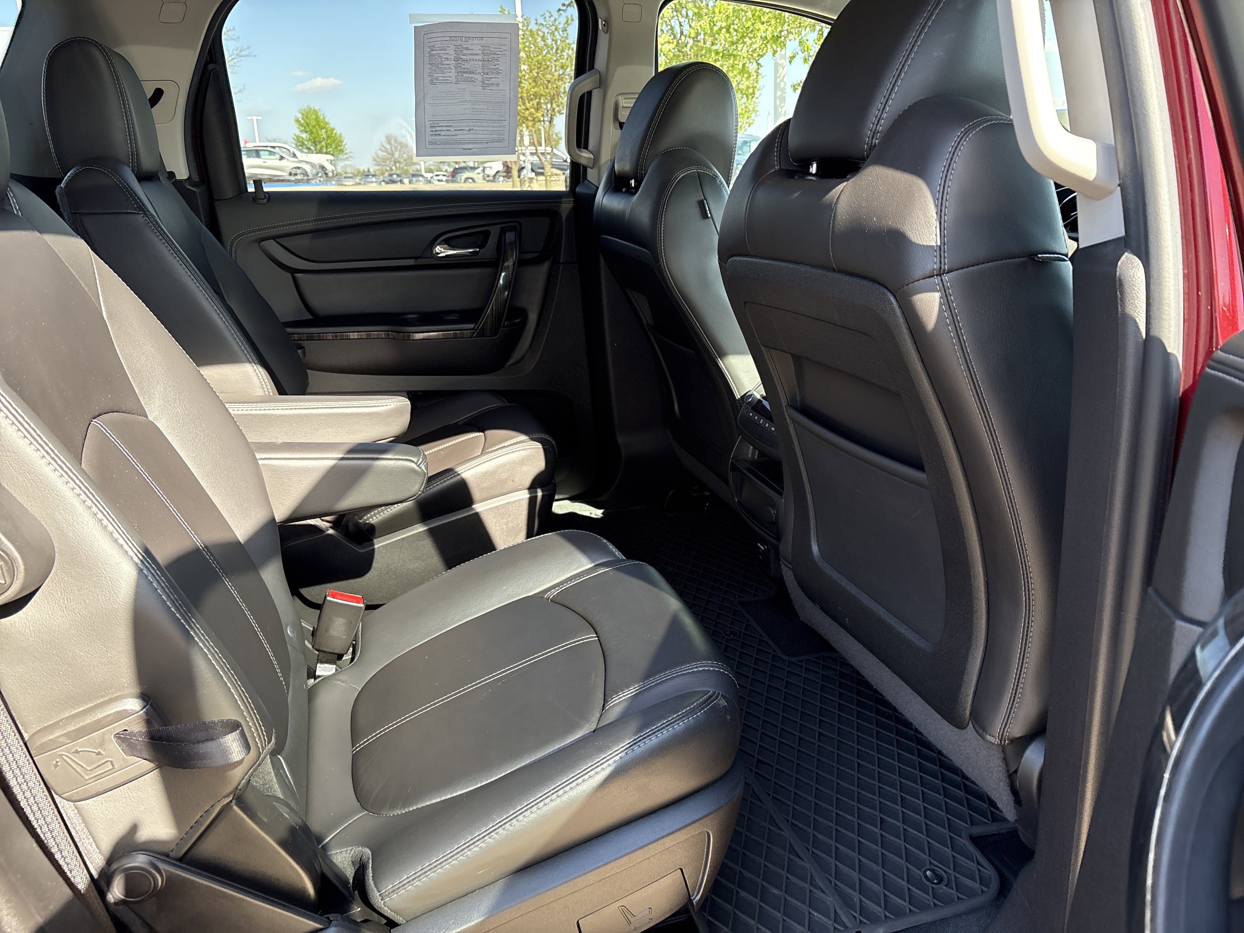Used 2016 GMC Acadia SLT w/ Open Road Package FWD image 18