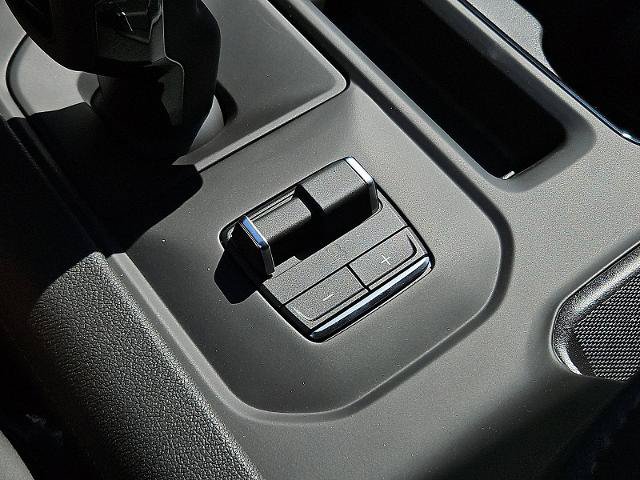 New 2026 GMC Sierra 1500 AT4 w/ AT4 Premium Package AWD/4WD image 18