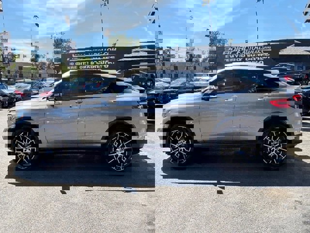 Used 2019 Mercedes-Benz GLC 300 4MATIC Coupe w/ AMG Line image 10