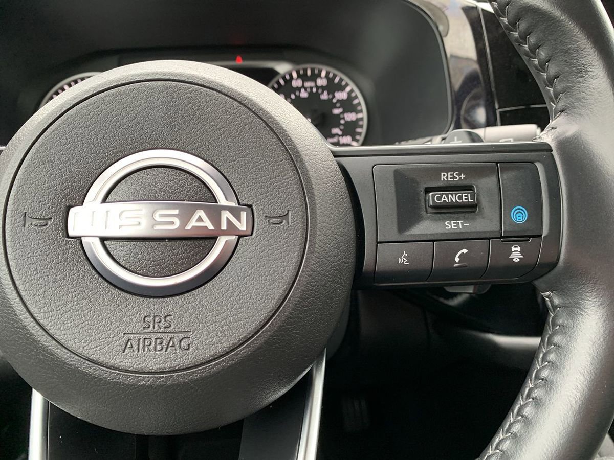 Used 2024 Nissan Pathfinder SV AWD/4WD image 20