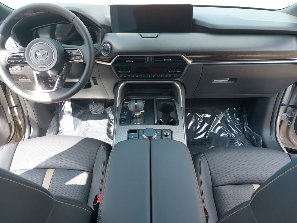 New 2025 MAZDA CX-90 Plug-In Hybrid w/ Premium Plus AWD/4WD image 9