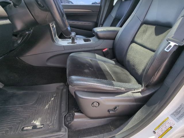Used 2015 Jeep Grand Cherokee Altitude AWD/4WD image 10