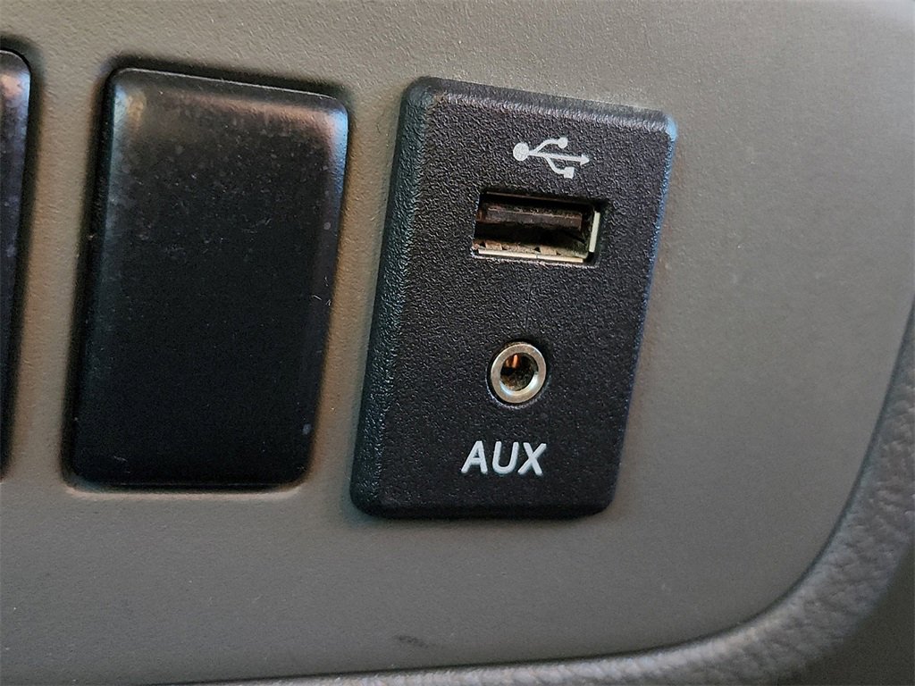 Used 2020 Nissan NV 1500 SV image 22