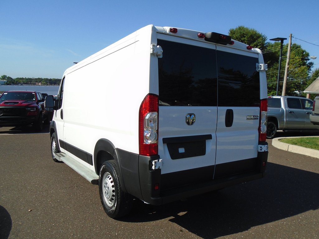 Used 2025 RAM ProMaster 2500 w/ U-Haul Equipment Group FWD image 4