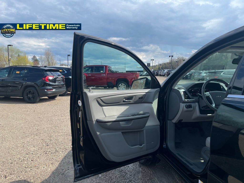 Used 2017 GMC Acadia Limited SLT AWD/4WD image 17