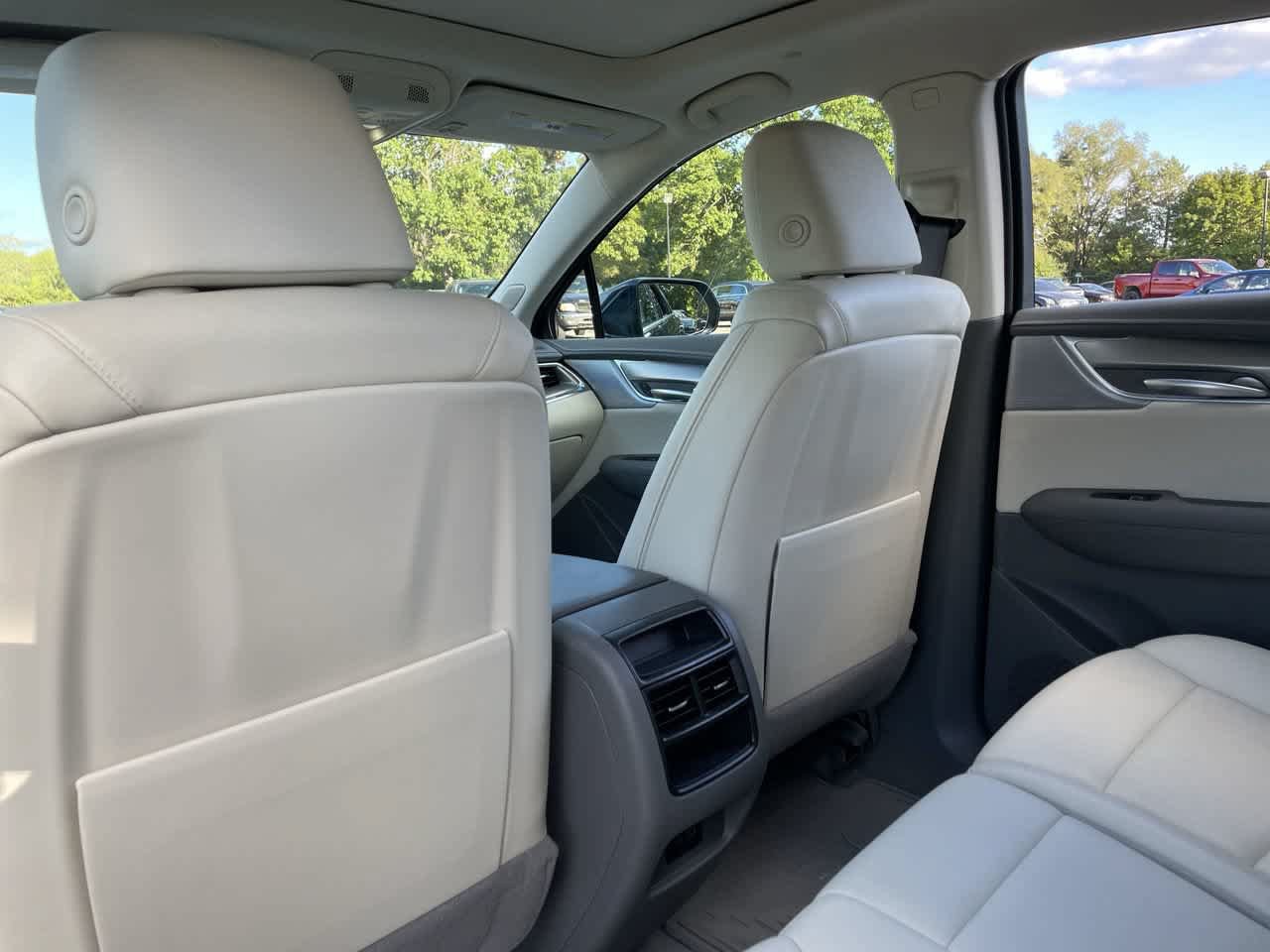 Certified 2024 Cadillac XT5 Premium Luxury AWD/4WD image 20