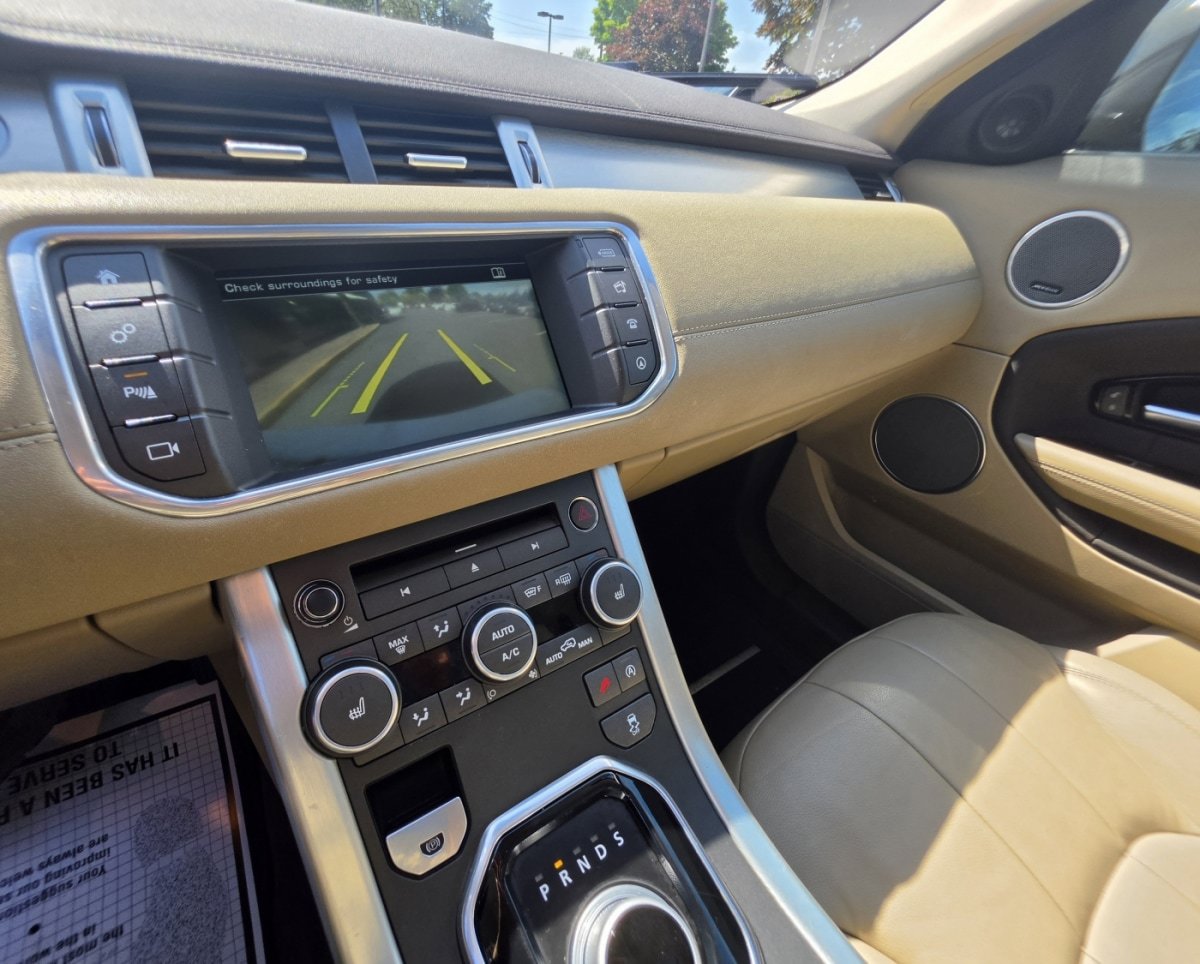 Used 2016 Land Rover Range Rover Evoque SE Premium AWD/4WD image 15