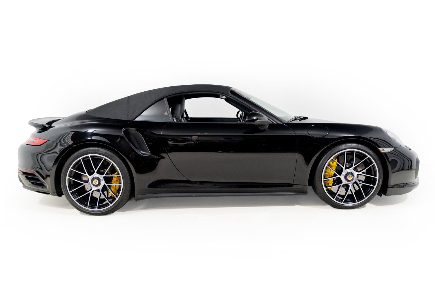 Used 2017 Porsche 911 Turbo S AWD/4WD image 10