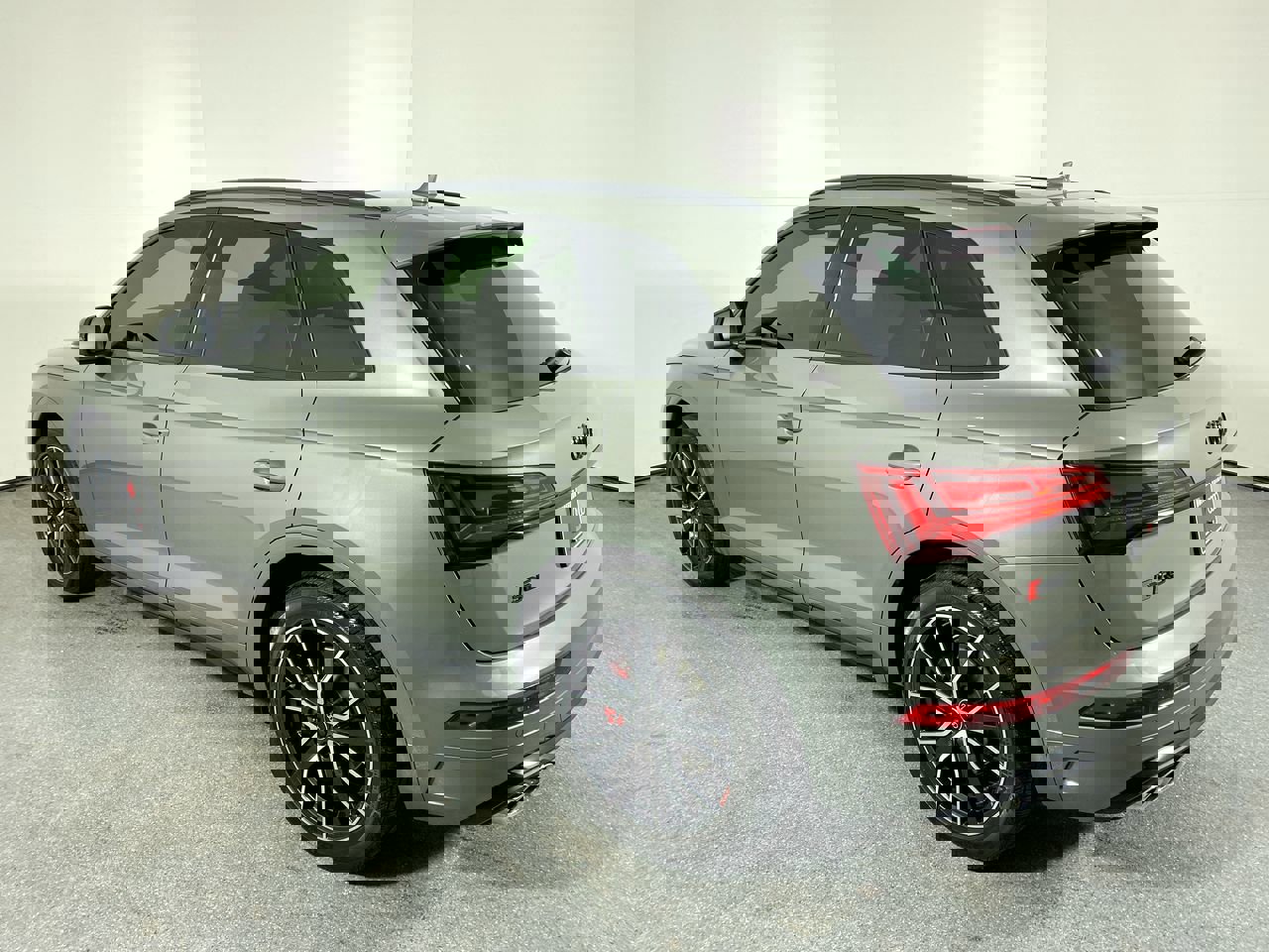 Certified 2023 Audi SQ5 Premium Plus w/ Premium Plus Package image 34