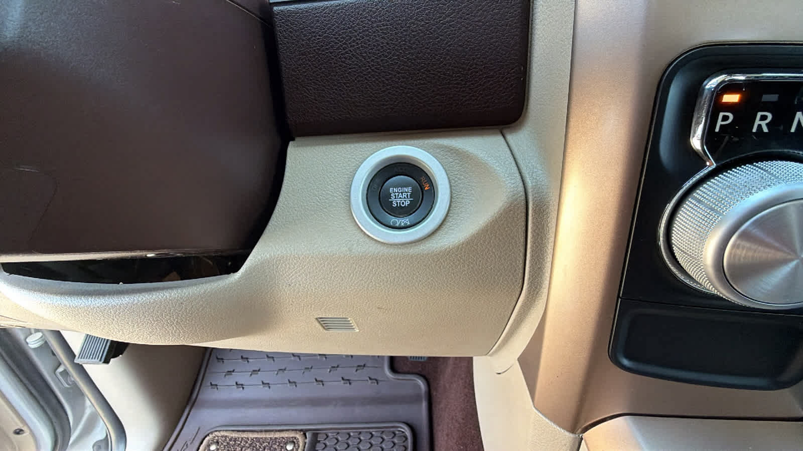 Used 2017 RAM 1500 Laramie Longhorn RWD image 17