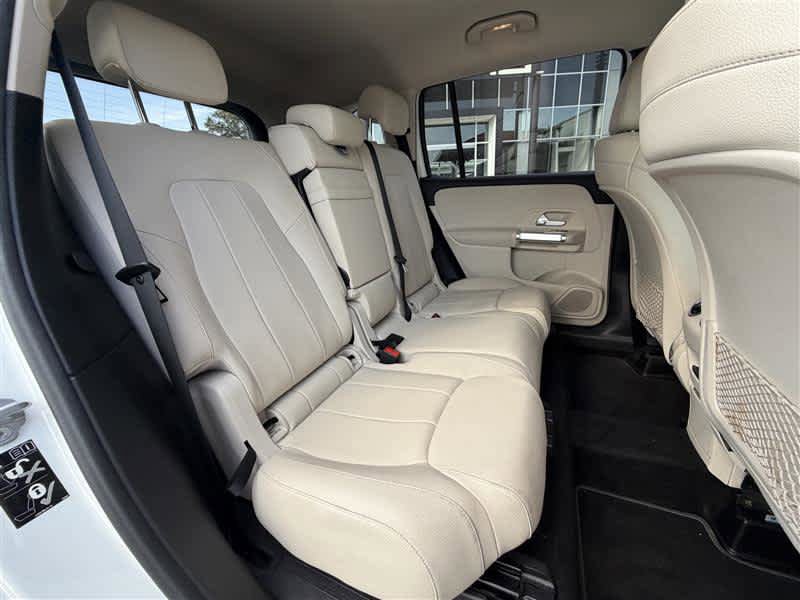 Used 2020 Mercedes-Benz GLB 250 image 11