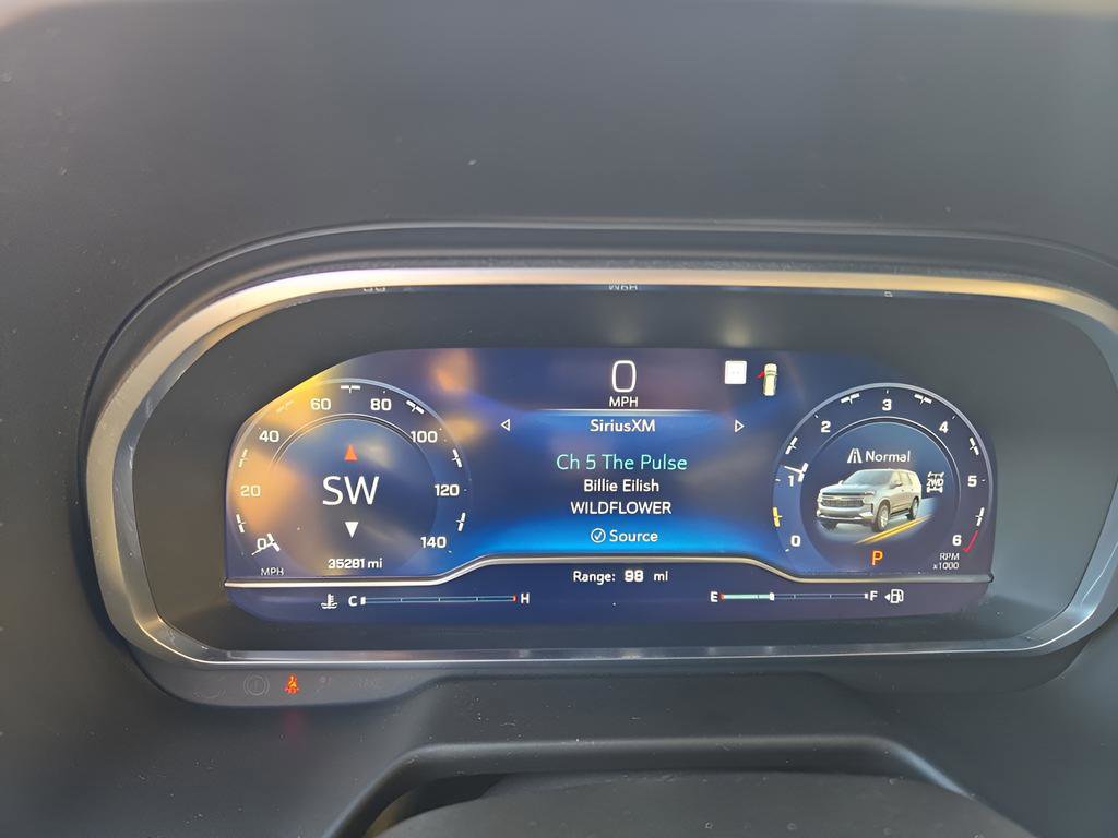 Used 2023 Chevrolet Tahoe LT w/ LT Signature Package image 23