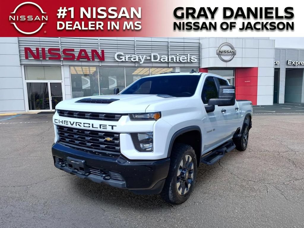 Used 2021 Chevrolet Silverado 2500 Custom w/ Custom Value Package AWD/4WD image 3