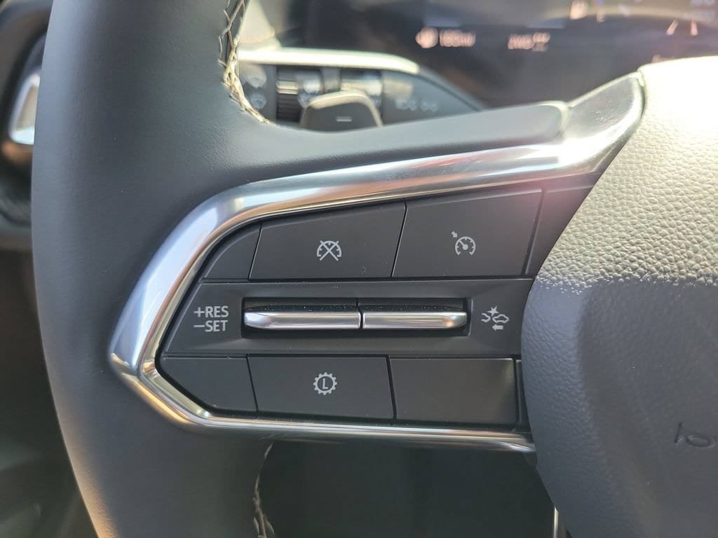 New 2027 Chevrolet Traverse Z71 w/ Driver Confidence Package AWD/4WD image 5