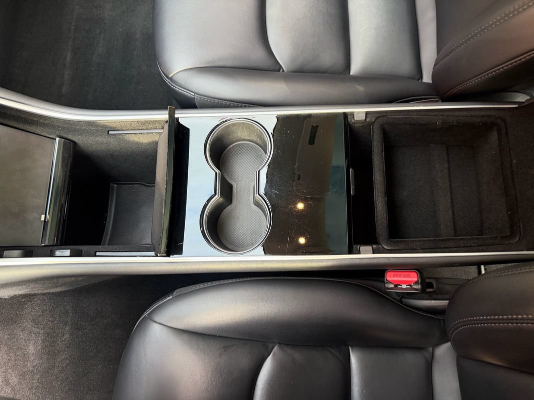 Used 2018 Tesla Model 3 Long Range AWD/4WD image 29
