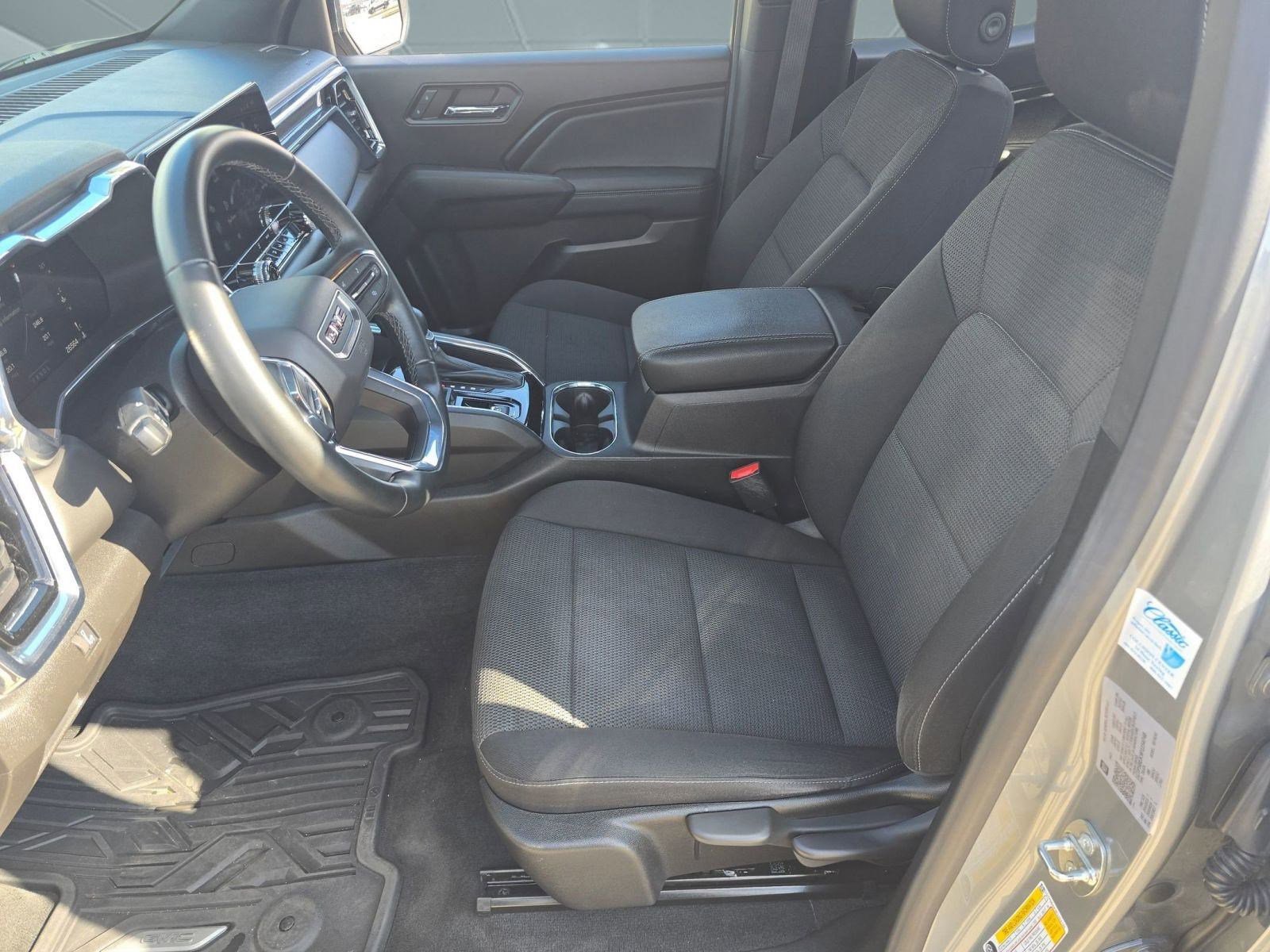 Used 2023 GMC Canyon Elevation w/ Trailering Package image 4