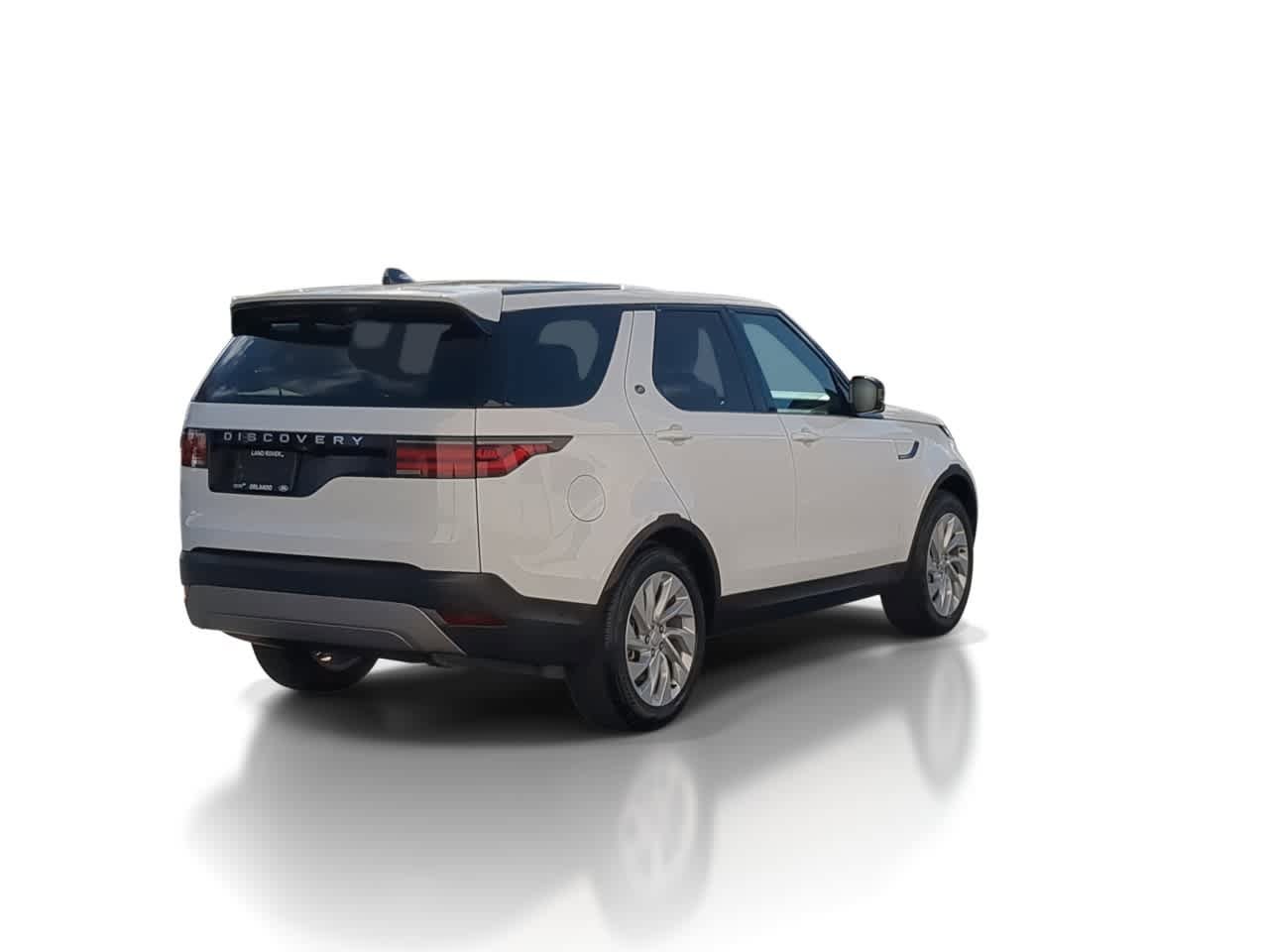 Used 2025 Land Rover Discovery S AWD/4WD image 8